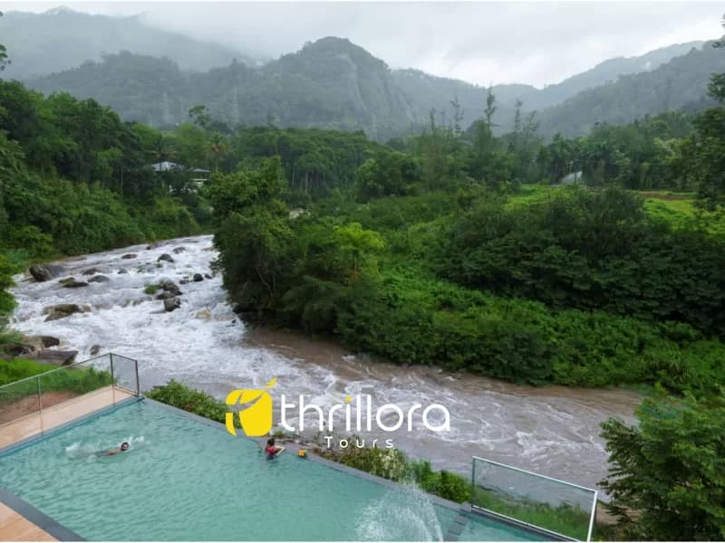 Munnar Luxury Tour Package